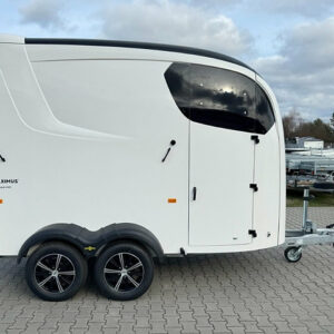 Trailer Humbaur Maximus 2700 con tappezzeria, porte laterali e tetto apribile