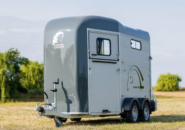 Trailer di cavalli Liberty Touring Country XL + Front Ramp and Napplerstery - Image 4