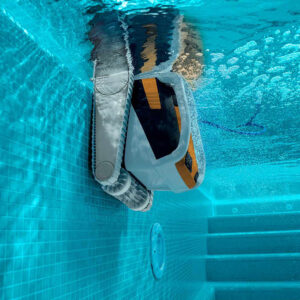 Dolphin E60i Pool Robot - Garanzia a 4 anni