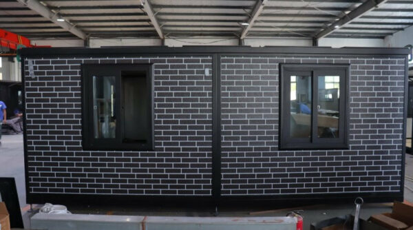 Tiny House Deluxe 19ft x 20ft - Stahlworks 2025 - Image 5