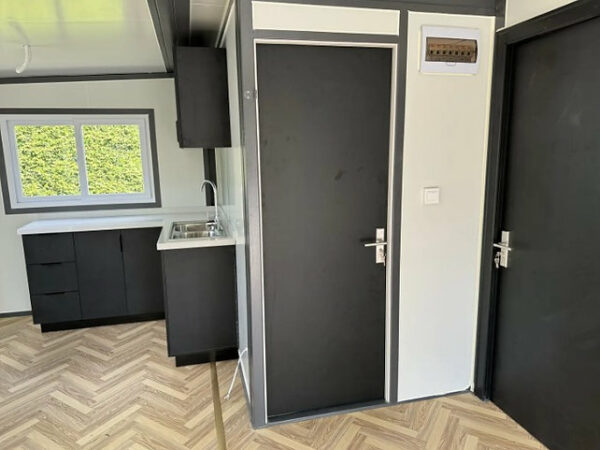 Container mobile - Tiny House con due camere da letto e cucina, Modello 2024 - Image 15