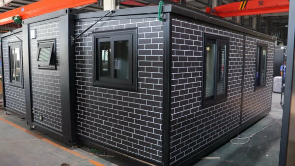 Tiny House Deluxe 19ft x 20ft - Stahlworks 2025 - Image 4