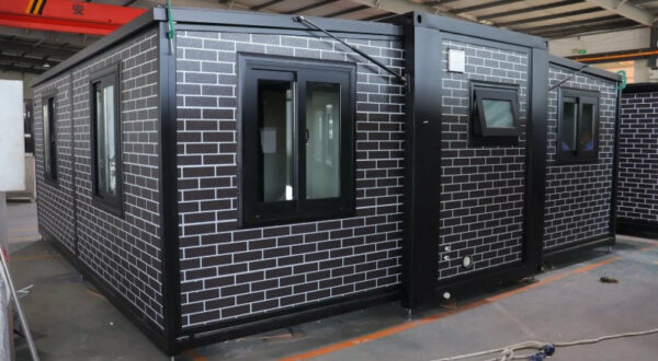 Tiny House Deluxe 19ft x 20ft - Stahlworks 2025 - Image 6